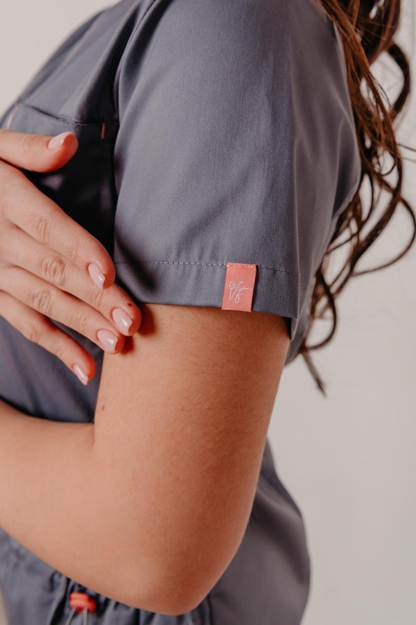 3-04-04-1 Блуза хир. жен. (ADVA) (46F, 42 размер, 170-176)