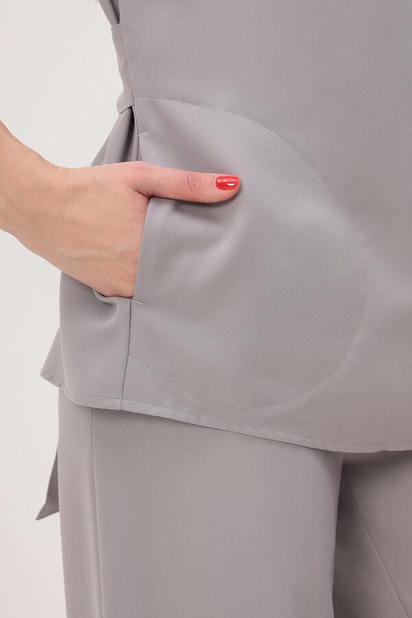 3-78.1-21-1 Блуза жен. (Kiara) (34 Grey pearl, 54 размер, 170-176)