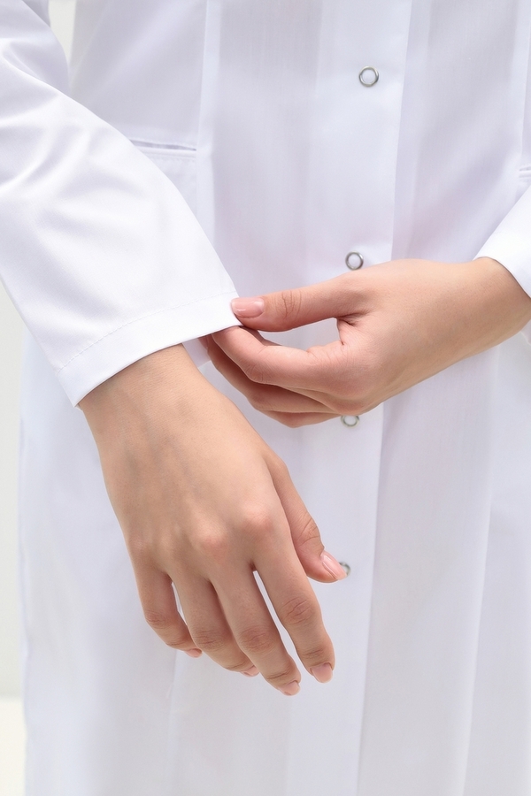 2-06-31-4 Халат жен. (Ultra Soft, дл.рук, кн.) (0, 0, 60 размер, 170-176)