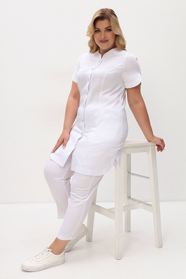 2-35-04-1 Халат жен. (ADVA, кор.рук, пуг) (0F, 58 размер, 170-176)