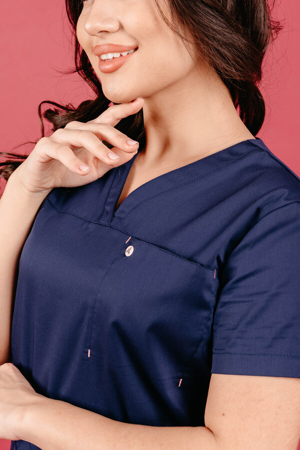 3-04-04-1 Блуза хир. жен. (ADVA) (28F, 52 размер, 170-176)