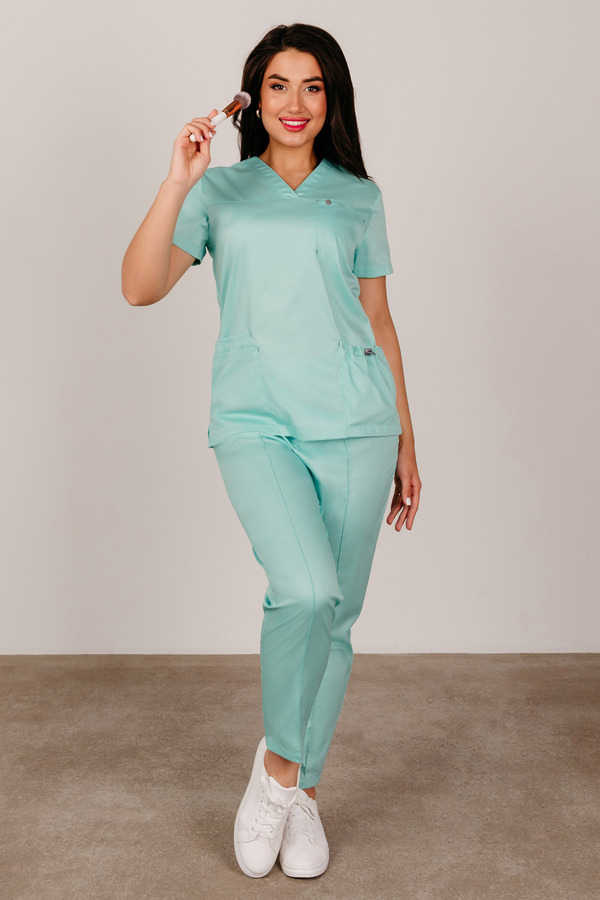 3-04.1-04-1 Блуза хир. жен. (ADVA) (16F, 60 размер, 170-176)