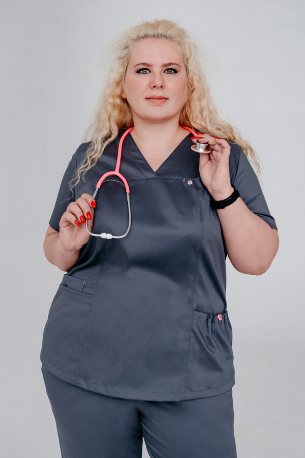 3-04.1-04-1 Блуза хир. жен. (ADVA) (46F, 60 размер, 170-176)